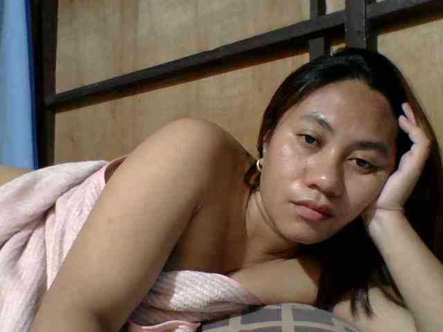 Hotthea23 webcam