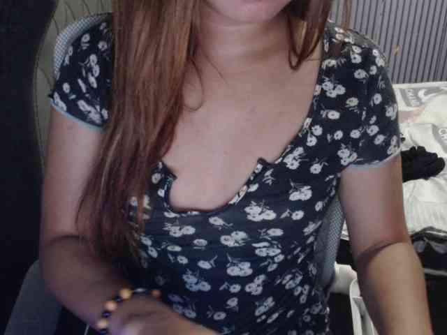 sweetdreamslea webcam