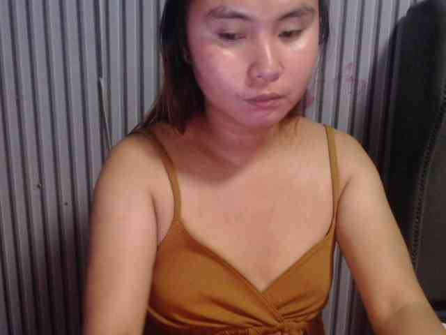 sweetdreamslea Live Webcam on BongaCams