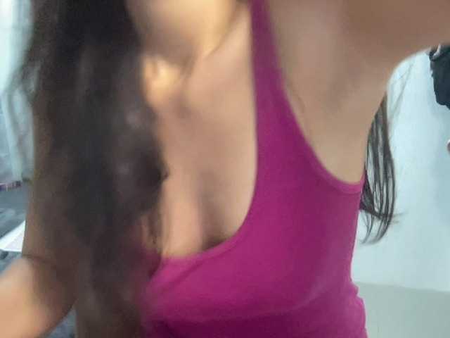 EmmaSean live cam on BongaCams