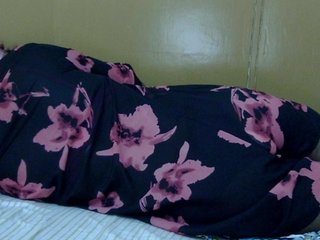 maya-pretty's Live Webcam