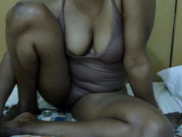 maya-pretty live cam on BongaCams