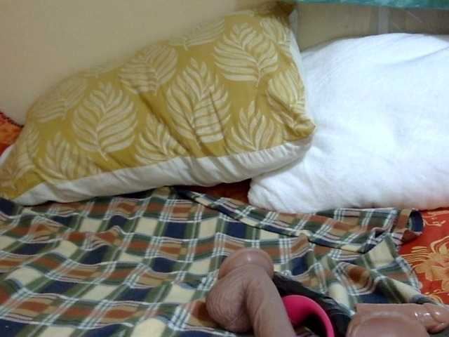 maya-pretty live cam on BongaCams