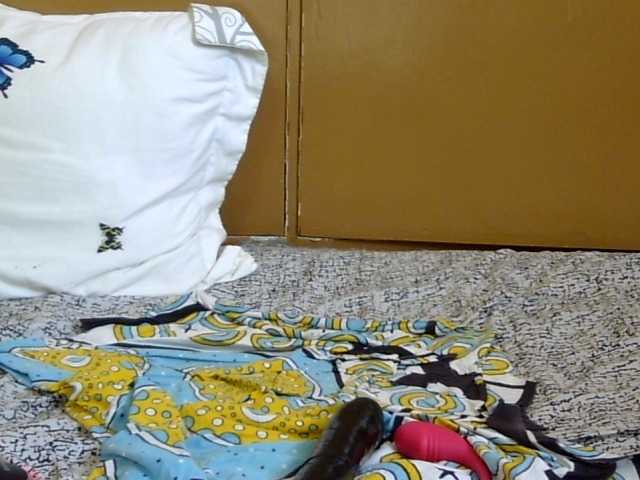maya-pretty live cam on BongaCams