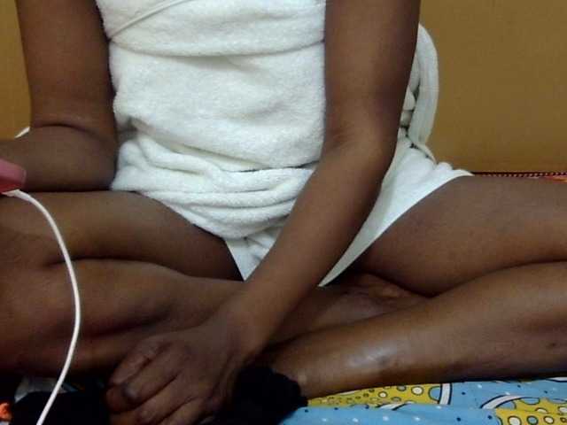 maya-pretty live cam on BongaCams