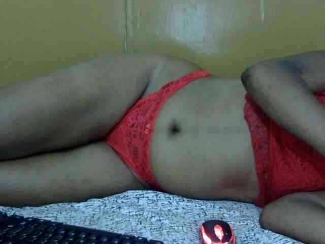 maya-pretty webcam