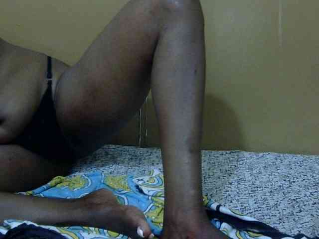 maya-pretty webcam