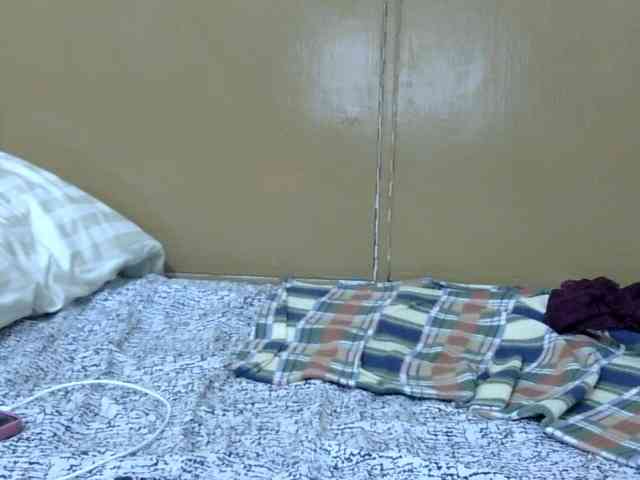 maya-pretty webcam