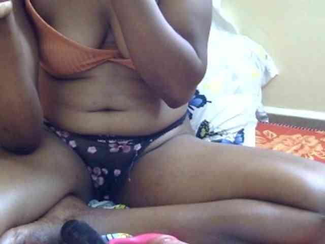 maya-pretty webcam