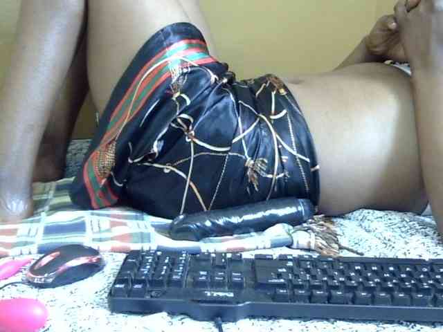 maya-pretty webcam