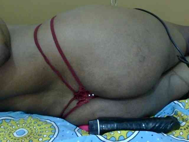 maya-pretty webcam