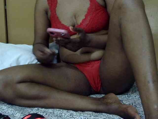 maya-pretty webcam