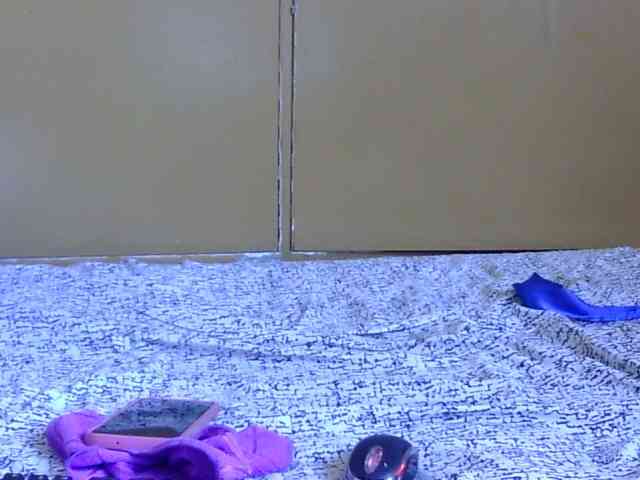 maya-pretty webcam