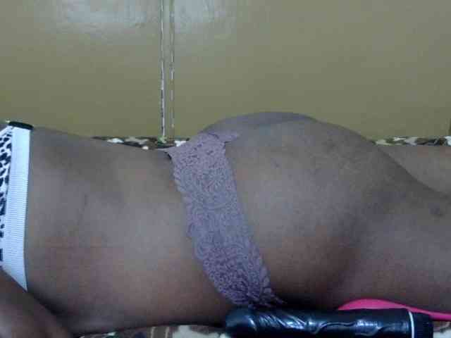 maya-pretty webcam