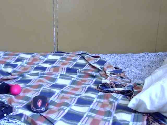 maya-pretty webcam