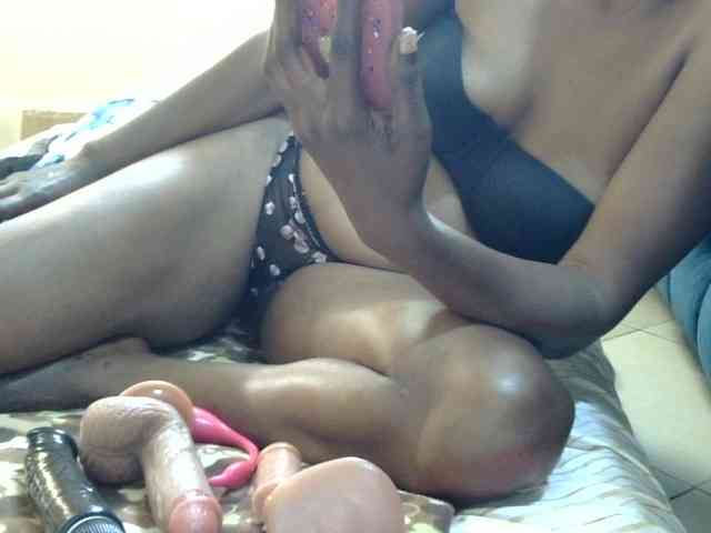 maya-pretty webcam
