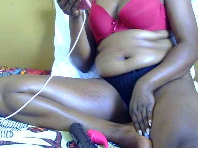 maya-pretty webcam