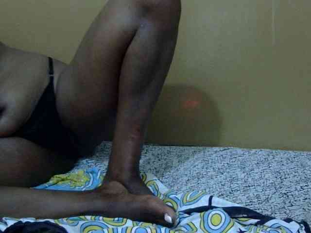 maya-pretty webcam