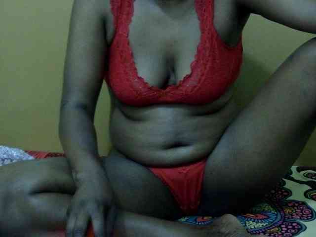 maya-pretty webcam