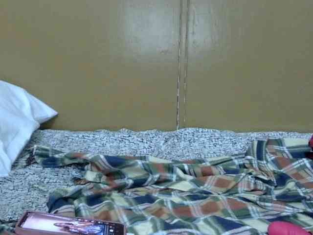maya-pretty webcam