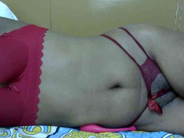 maya-pretty webcam