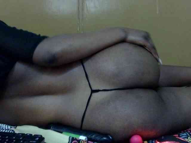 maya-pretty webcam