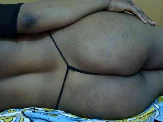 maya-pretty webcam