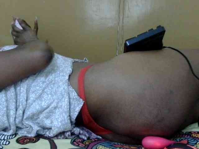 maya-pretty webcam