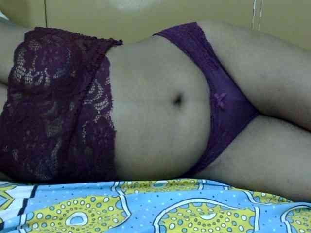 maya-pretty webcam