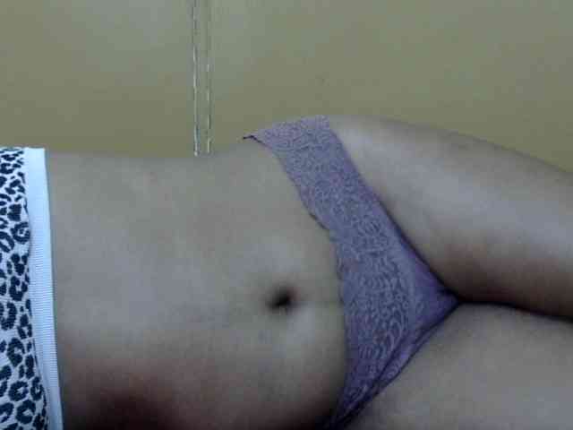 maya-pretty webcam