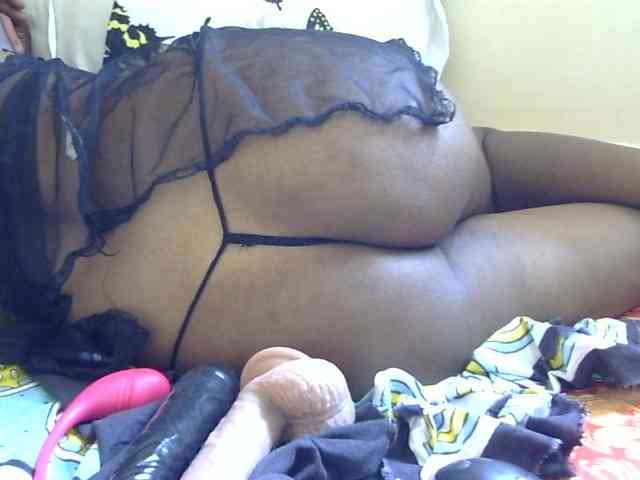 maya-pretty webcam