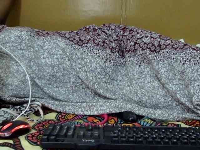 maya-pretty webcam