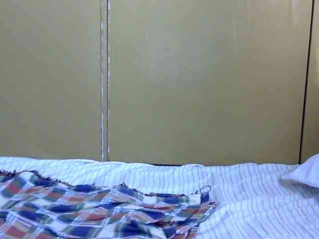 maya-pretty webcam