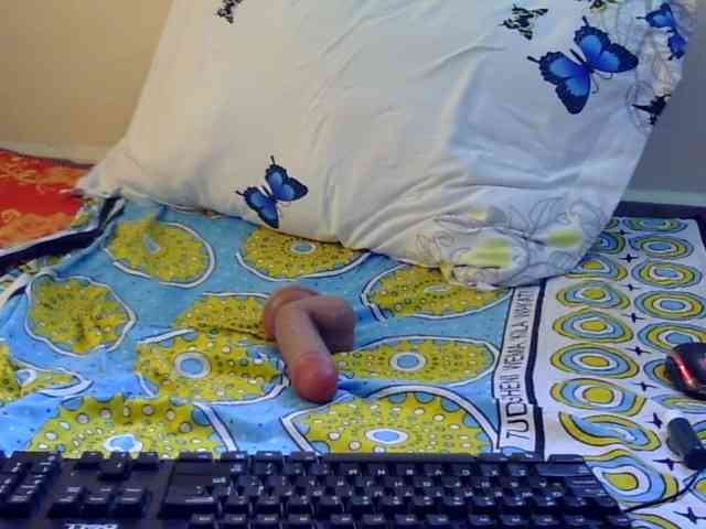 maya-pretty webcam