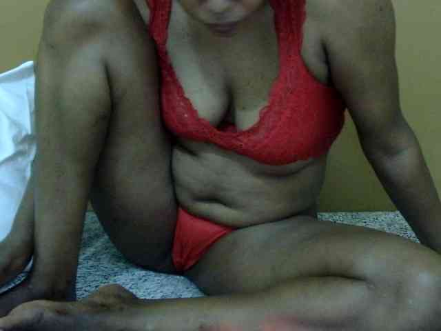 maya-pretty webcam