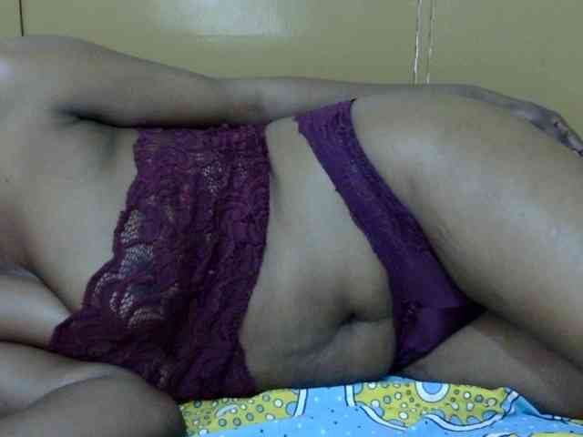 maya-pretty webcam