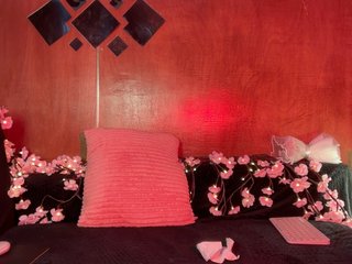LilyJelly Porn Show