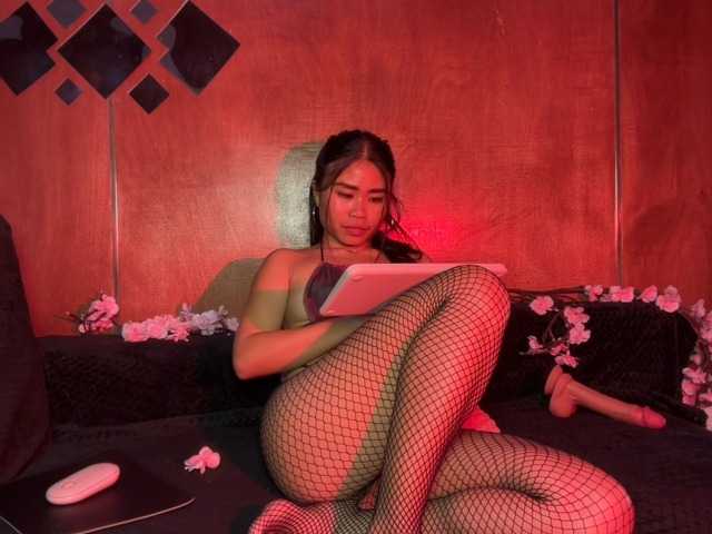 LilyJelly live cam on BongaCams