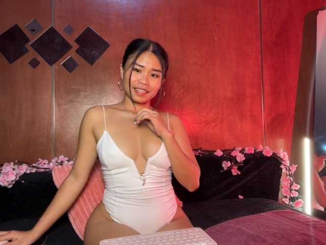 LilyJelly live cam on BongaCams