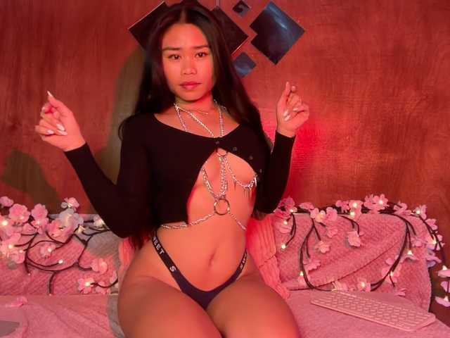 LilyJelly's BongaCams show and profile