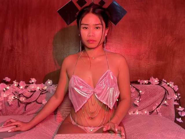 LilyJelly Live Cam on BongaCams