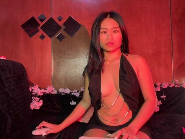 LilyJelly live cam on BongaCams