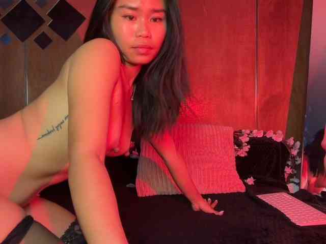 Model: LilyJelly