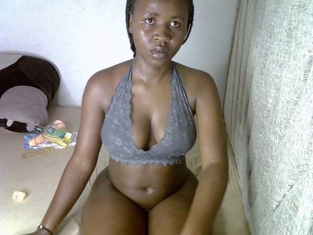 Magizitah live cam on BongaCams