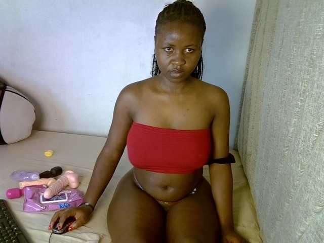 Magizitah live cam on BongaCams