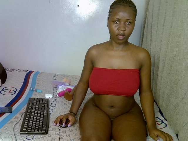 Magizitah live cam on BongaCams