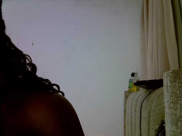 Magizitah live cam on BongaCams