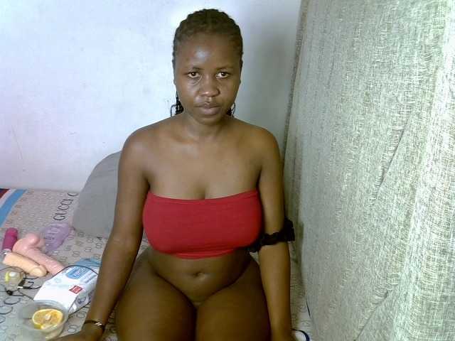 Magizitah live cam on BongaCams