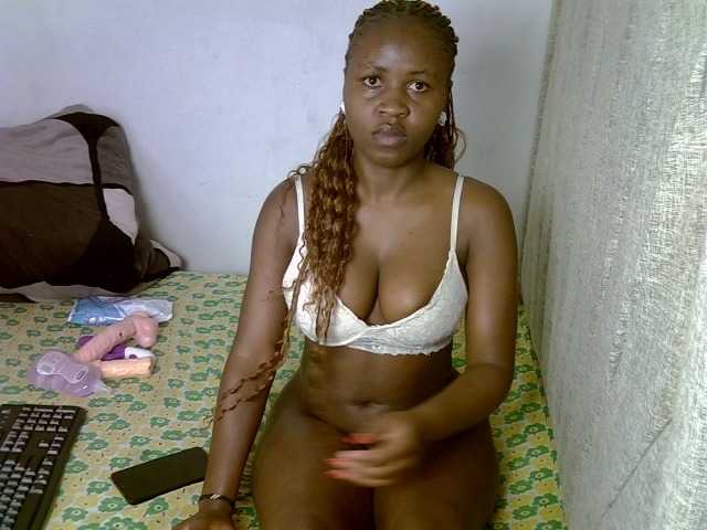 Magizitah live cam on BongaCams