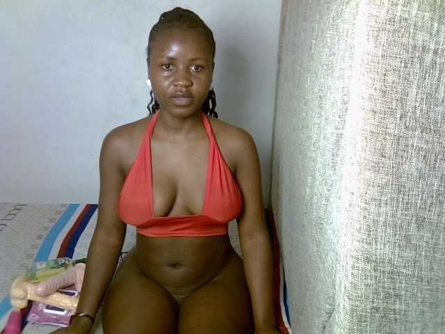 Magizitah live cam on BongaCams